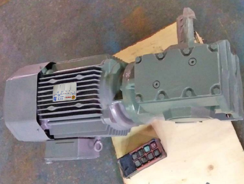 卷線(xiàn)盤(pán)減速機(jī),19KW電機(jī)減速機(jī),減速電機(jī)選型.jpg